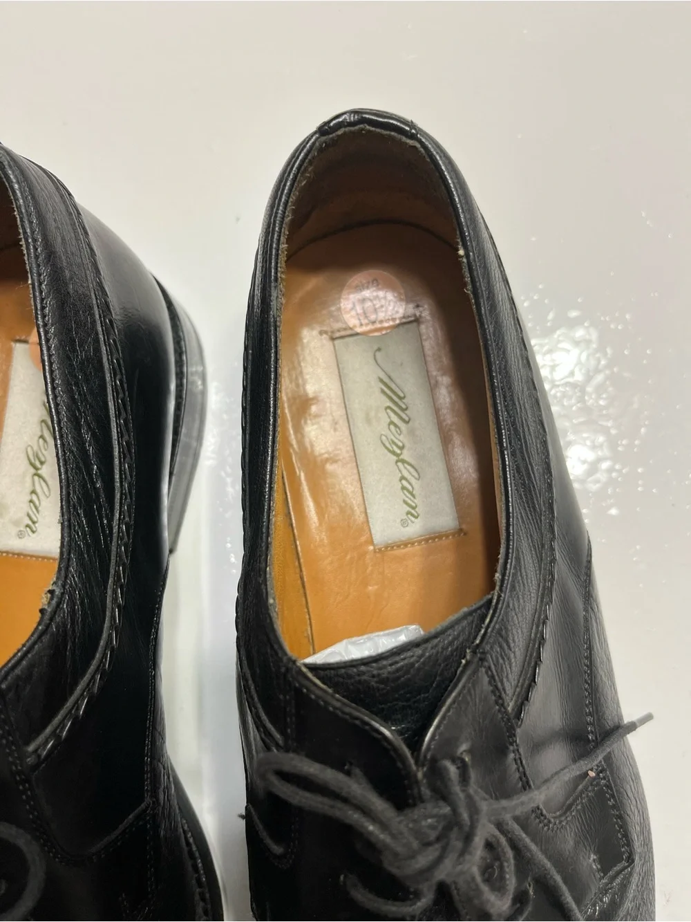 Mezlan Black Leather Lace-Up Derby Shoes
